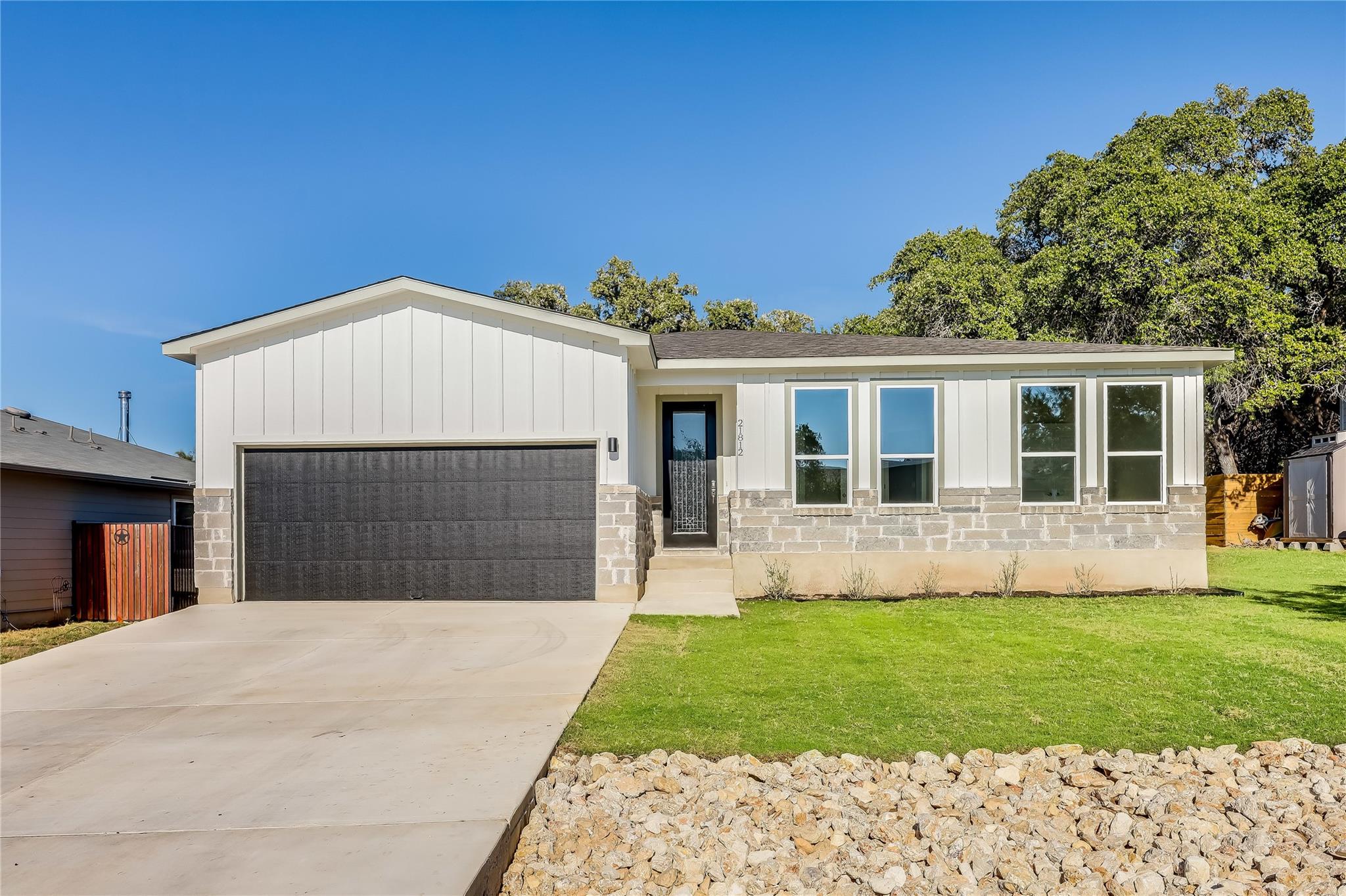 ABOR-2496484, 21812 Oxford DR