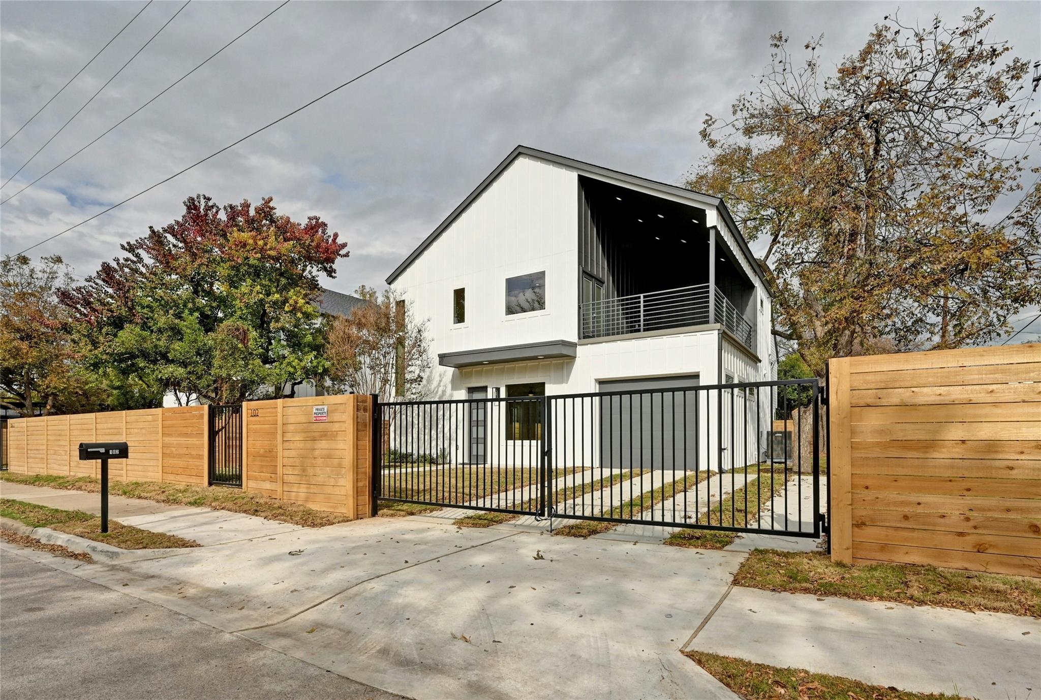 ABOR-4745032, 102 W Fawnridge DR