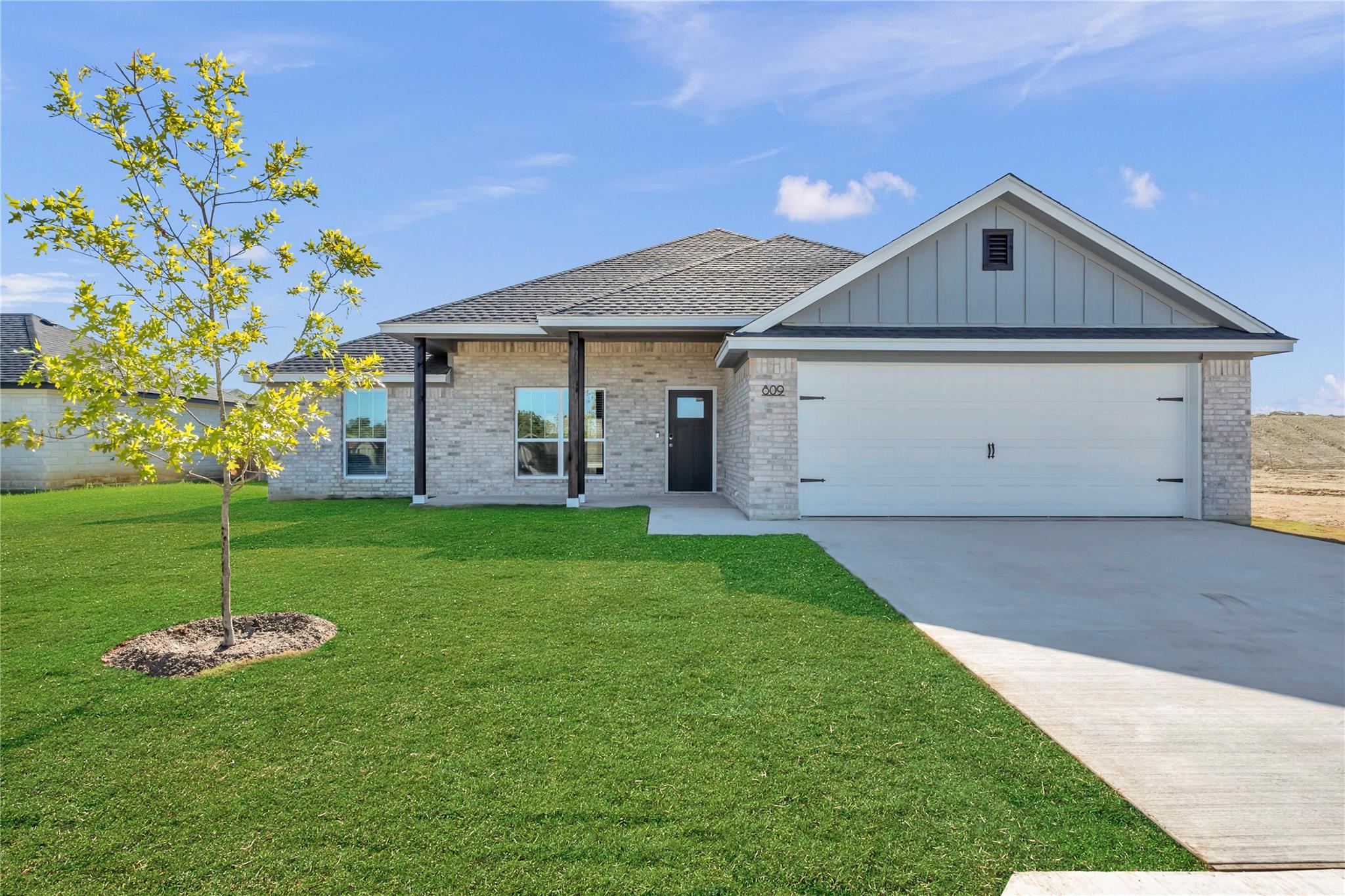 ABOR-7379481, 809 Coke ST