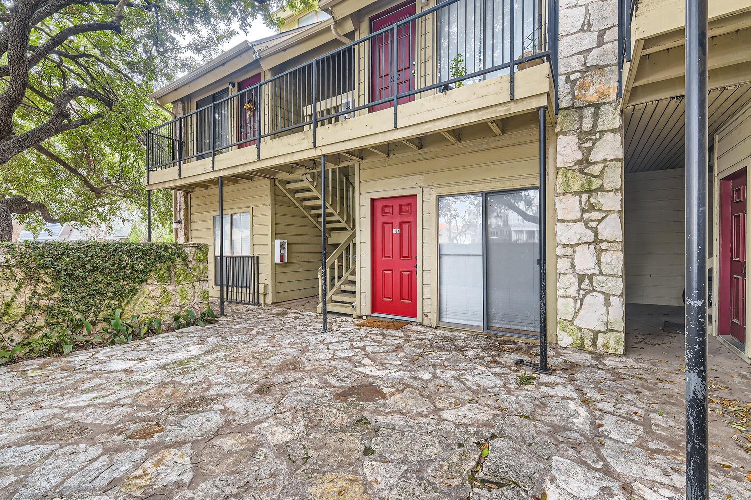 ABOR-1880180, 708 Graham PL # 101