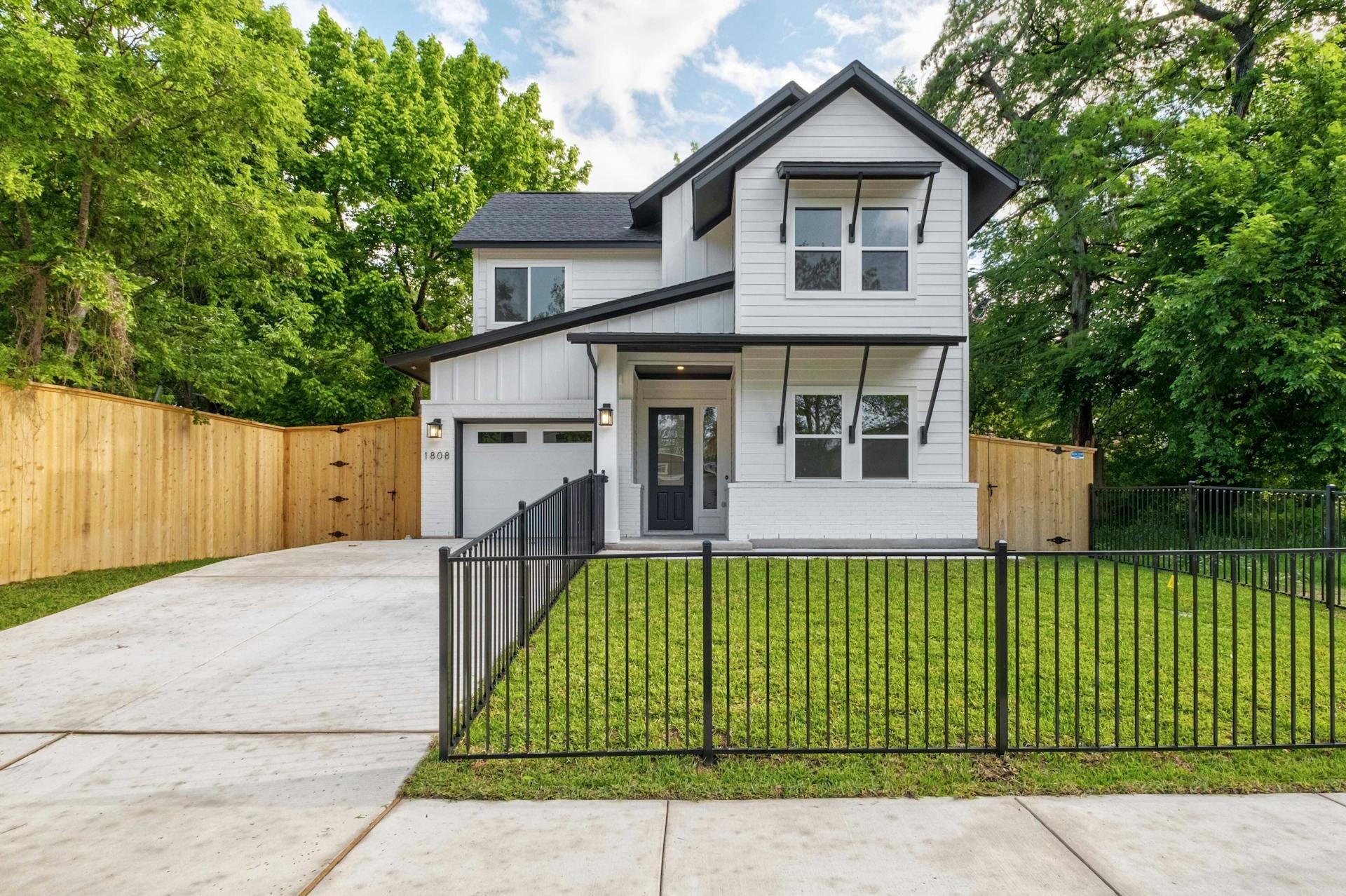 ABOR-9628016, 1808 Holly ST