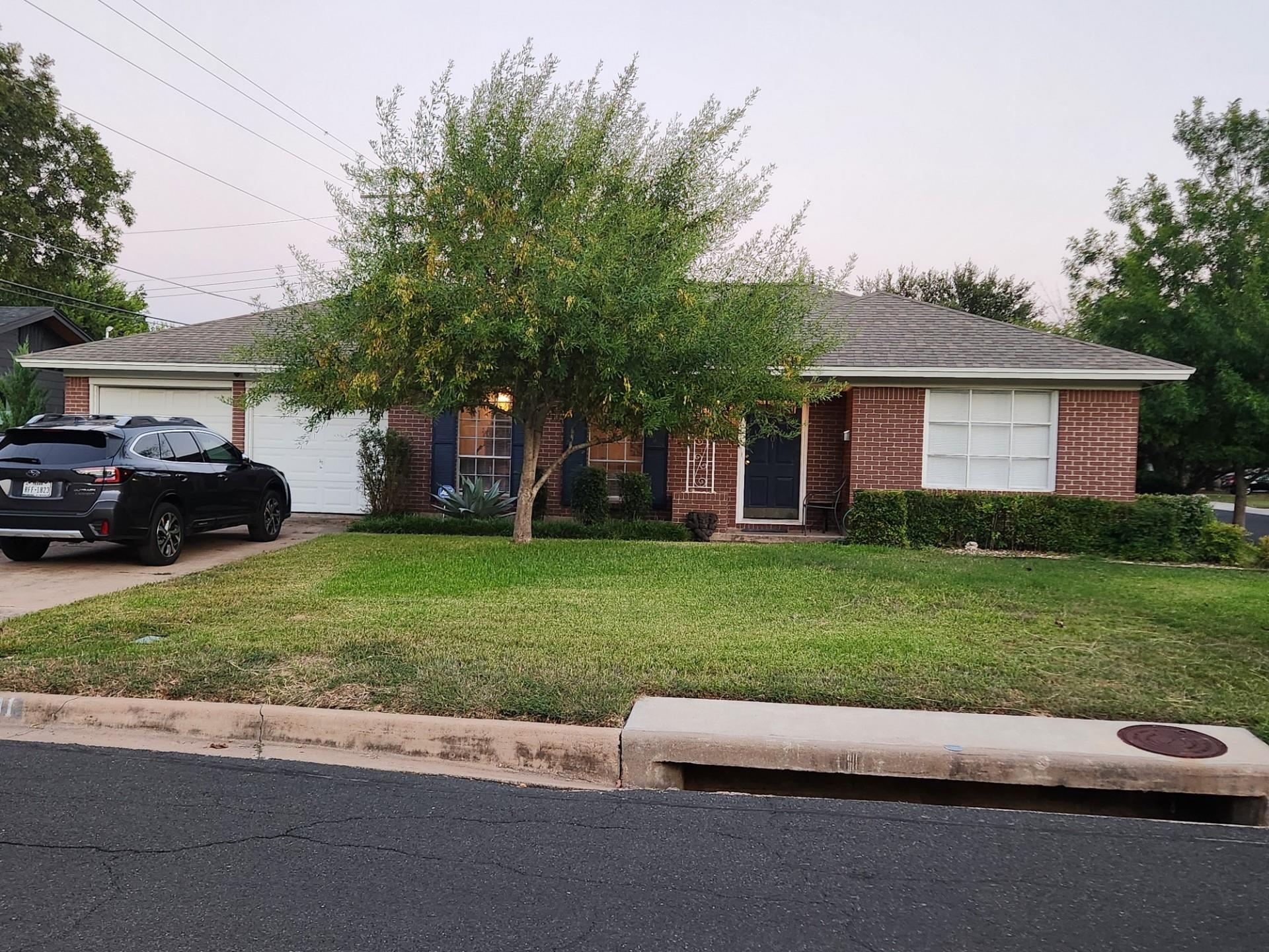 ABOR-8525600, 8001 Parkdale DR
