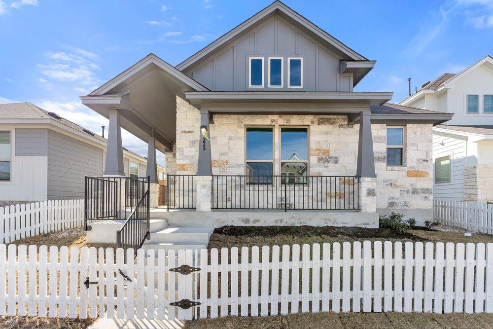ABOR-2455316, 223 Rieber RD