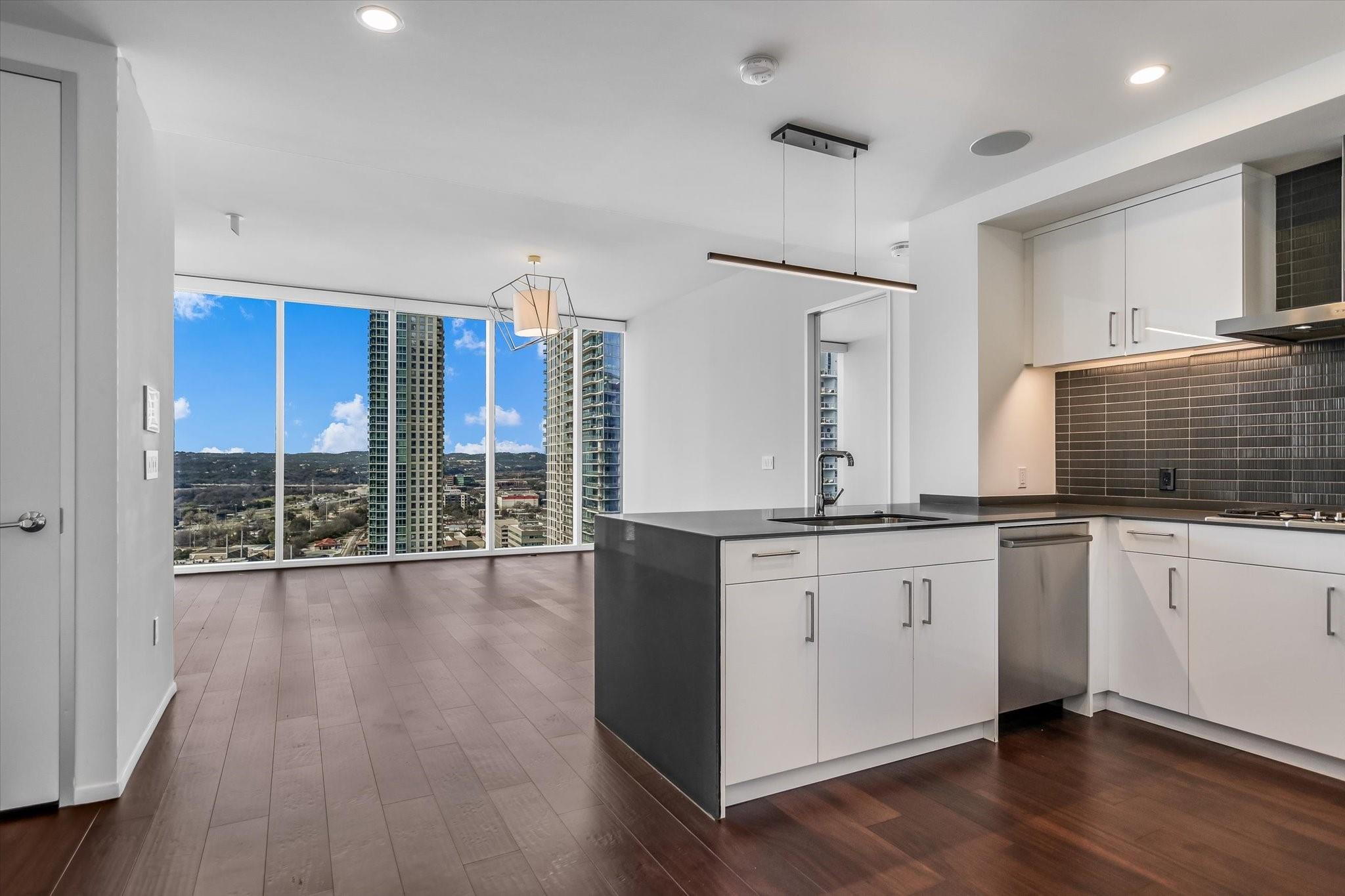 ABOR-2899902, 301 West Ave # 2009