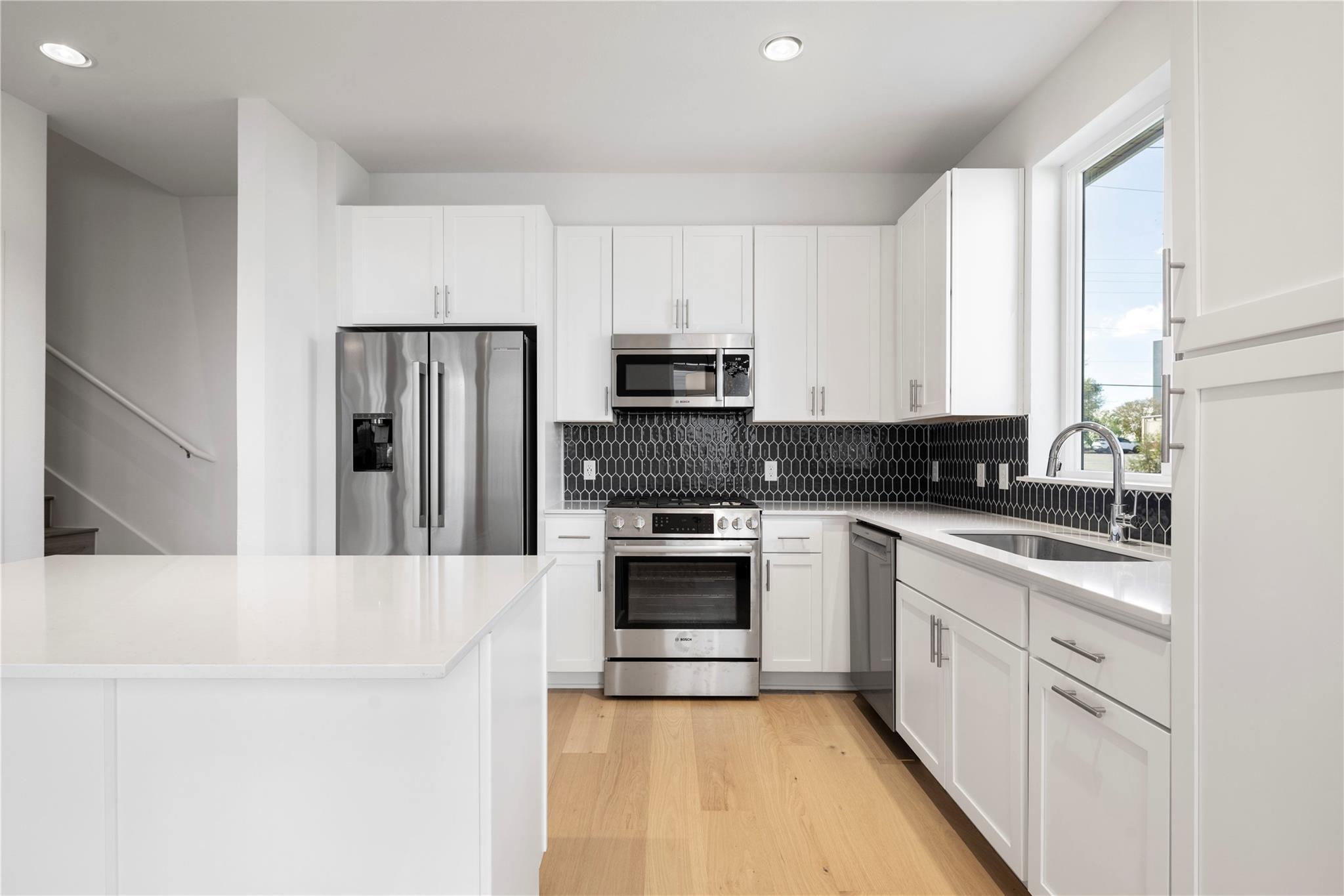 ABOR-7914769, 2113 E M Franklin Ave # 1102