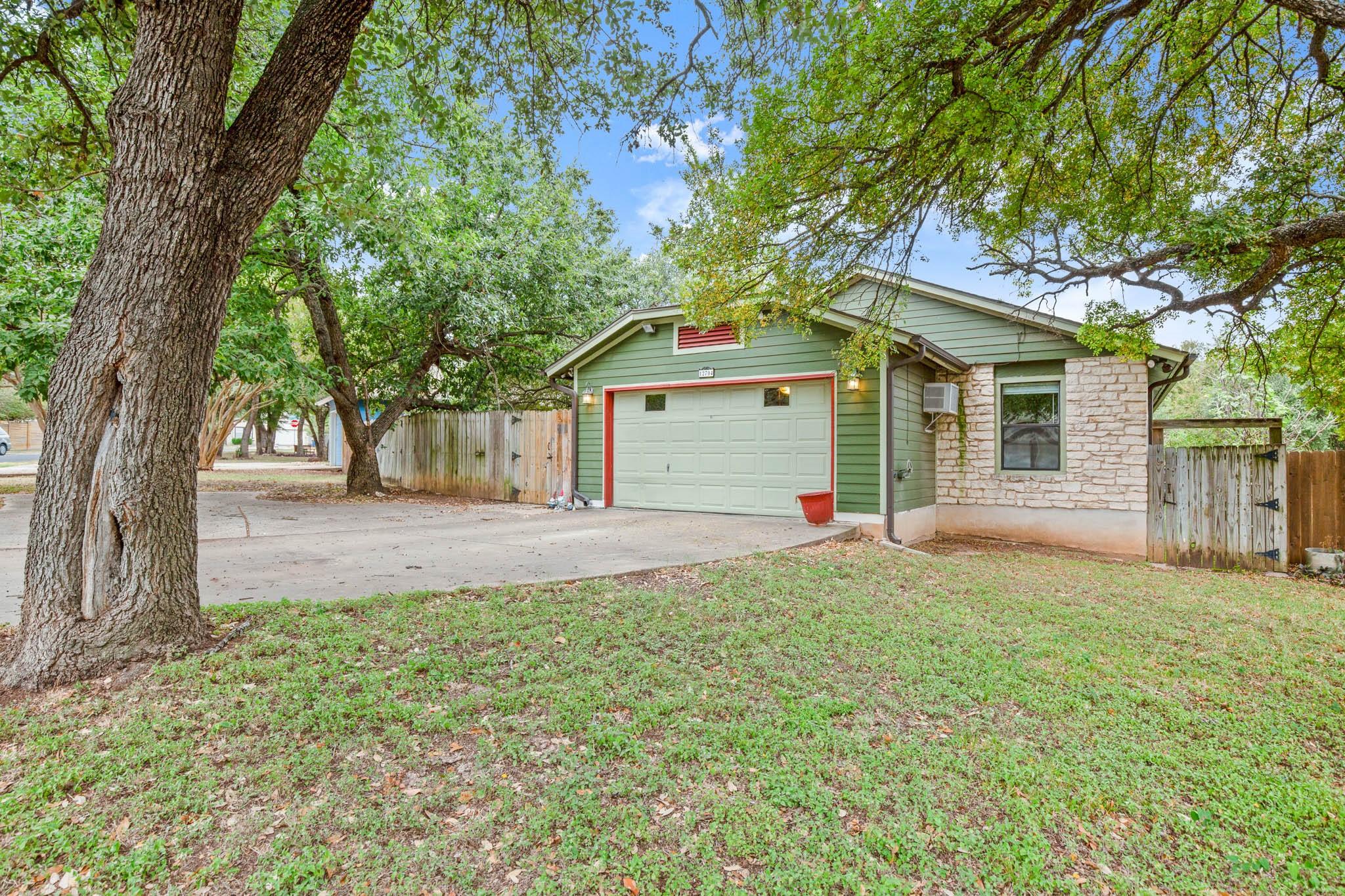 ABOR-3197326, 12704 Acadian TRL