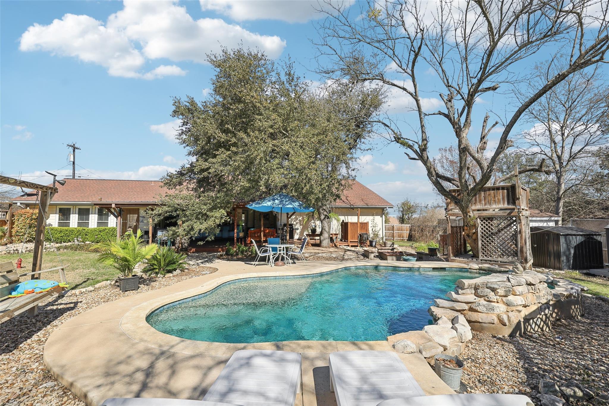 ABOR-6609797, 115 Meadow Woods DR