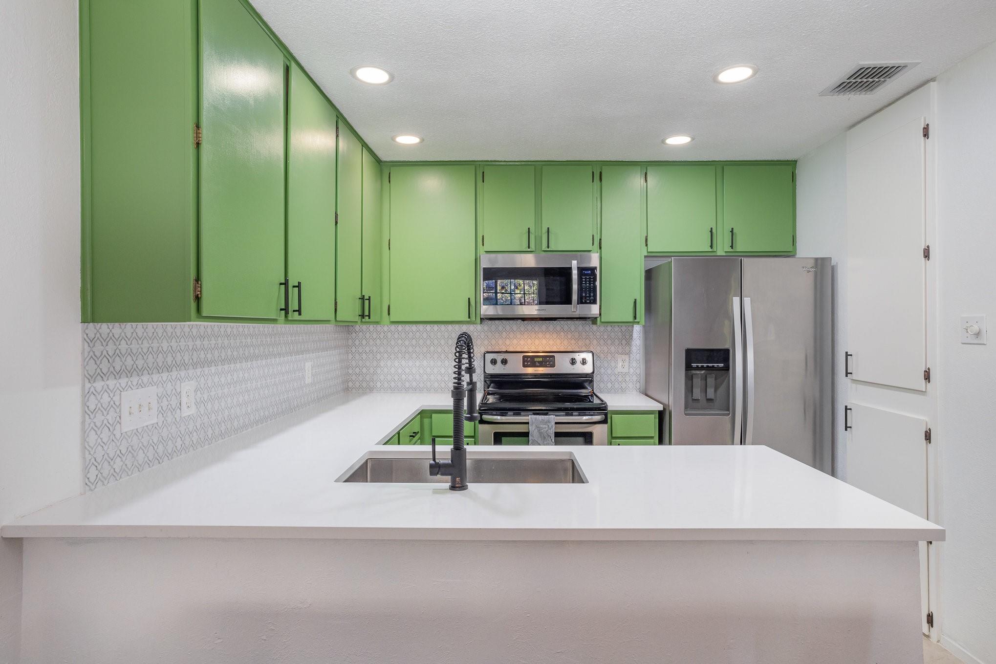 ABOR-4915216, 1748 Ohlen RD # 18