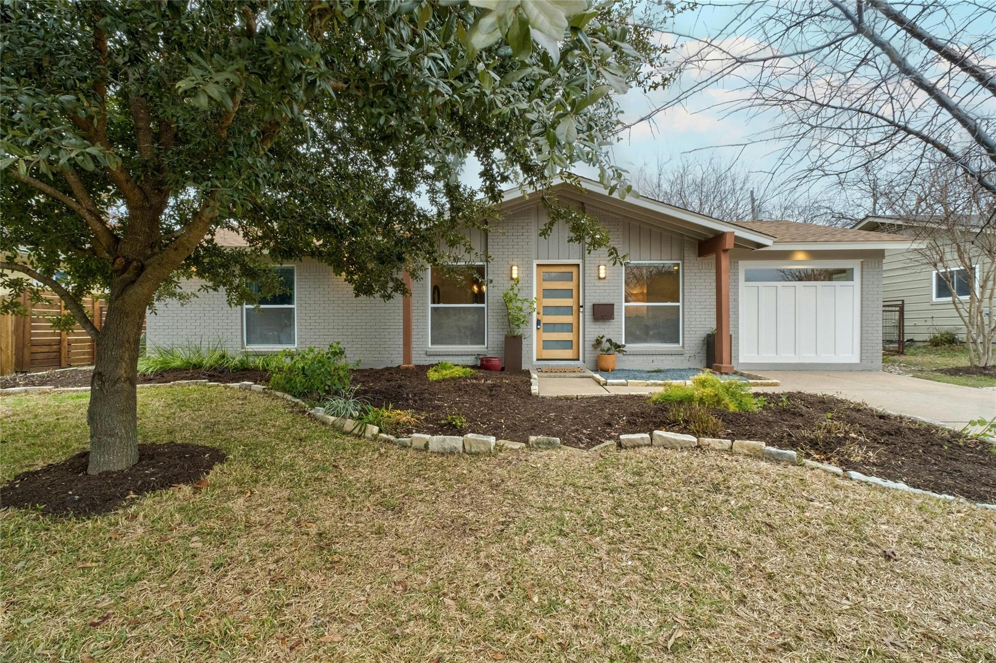 ABOR-5577438, 8010 Logwood DR