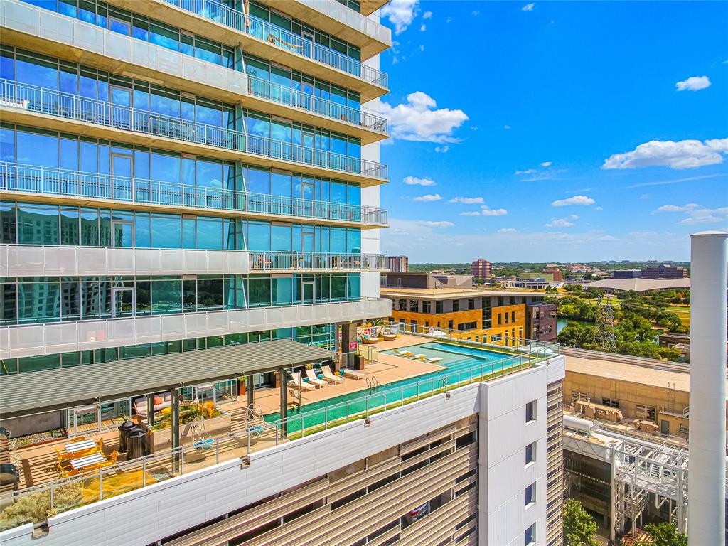 ABOR-4739849, 222 West Ave # 1901