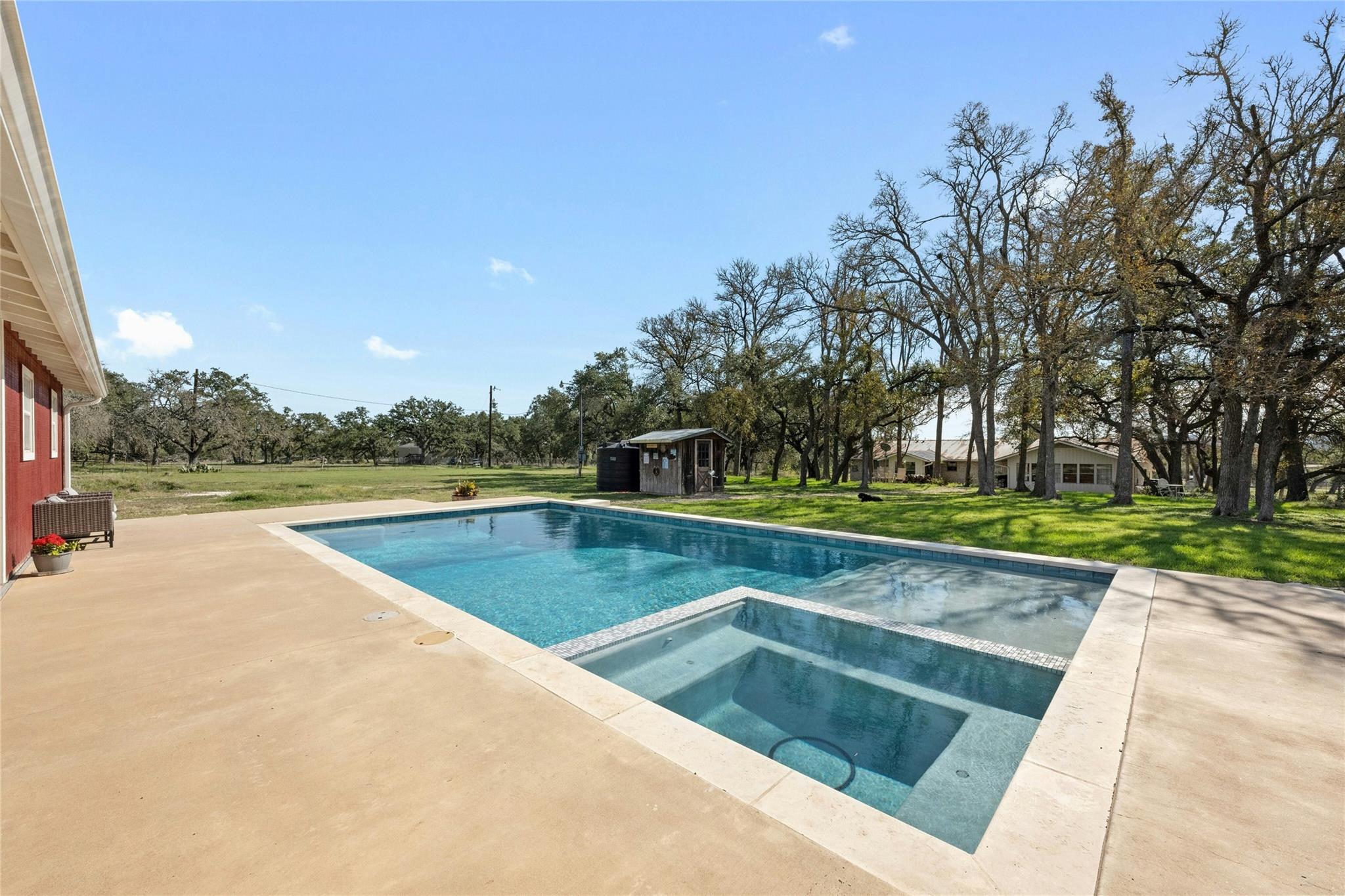 ABOR-5304293, 919 Forest View DR