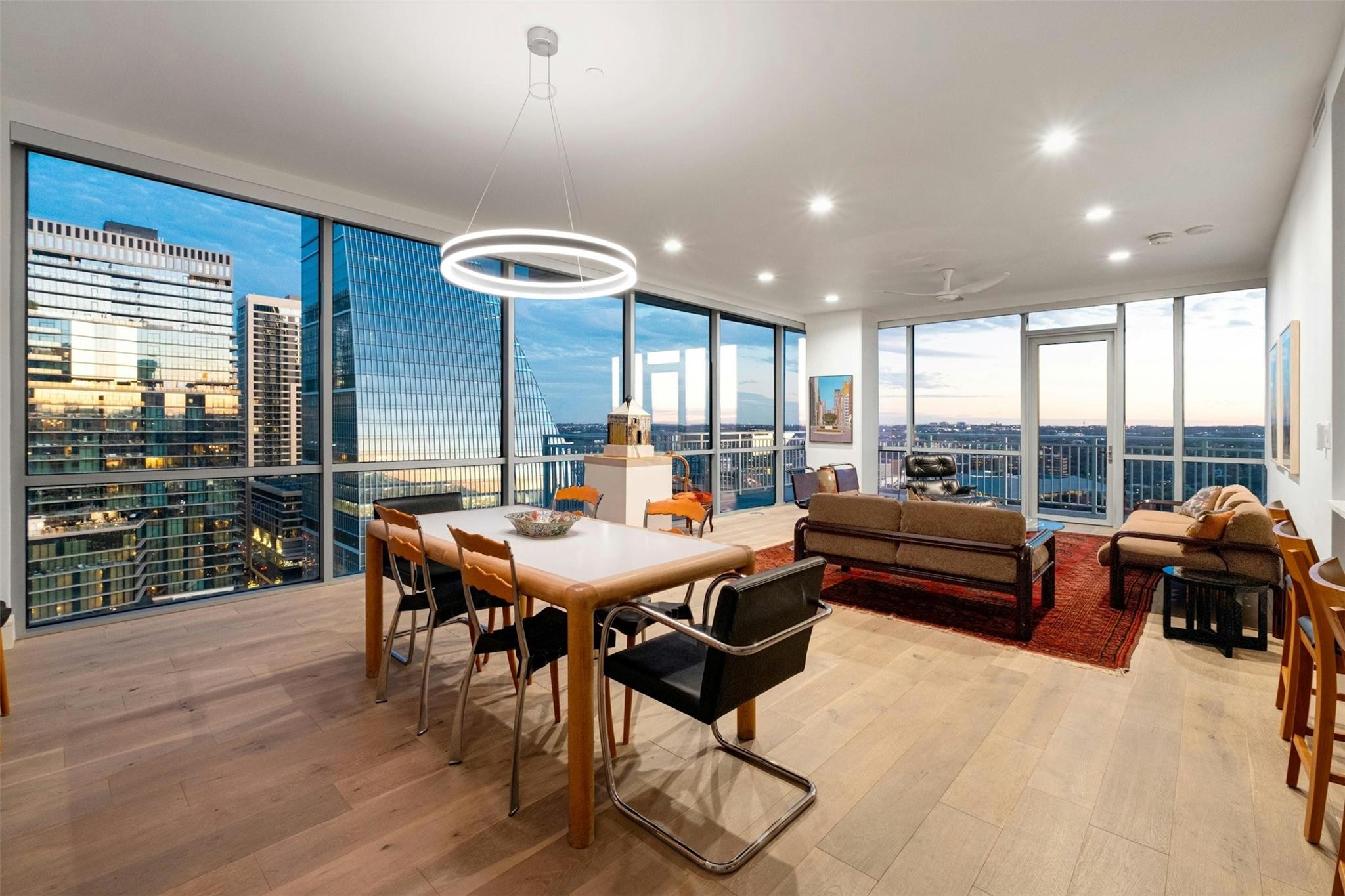 ABOR-5665440, 222 West Ave # 2201
