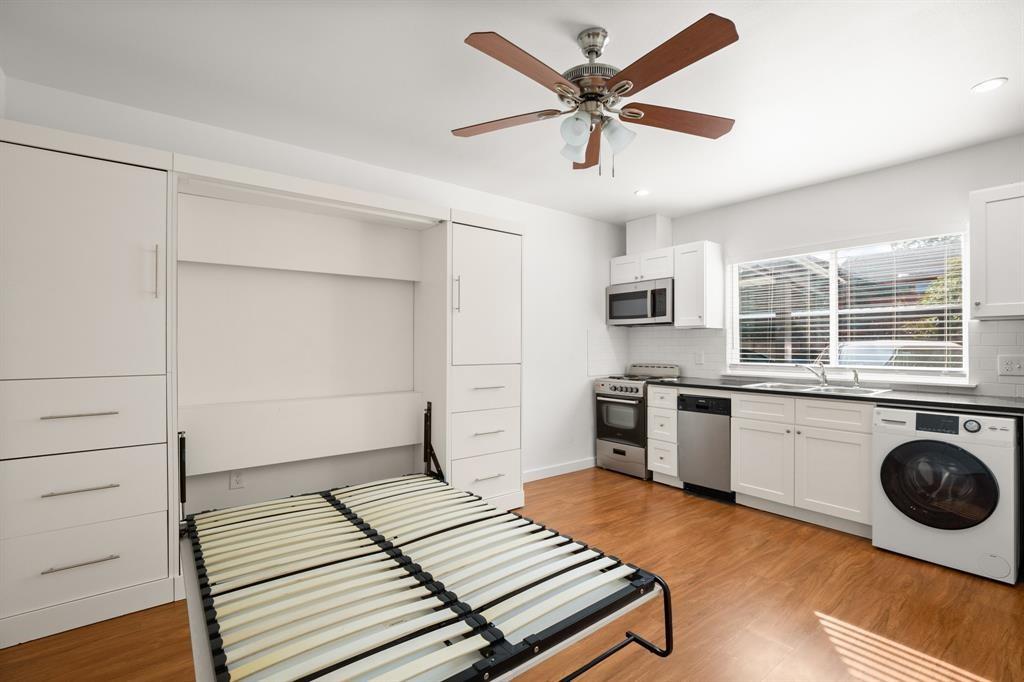 ABOR-2284989, 306 E 30th ST # 105