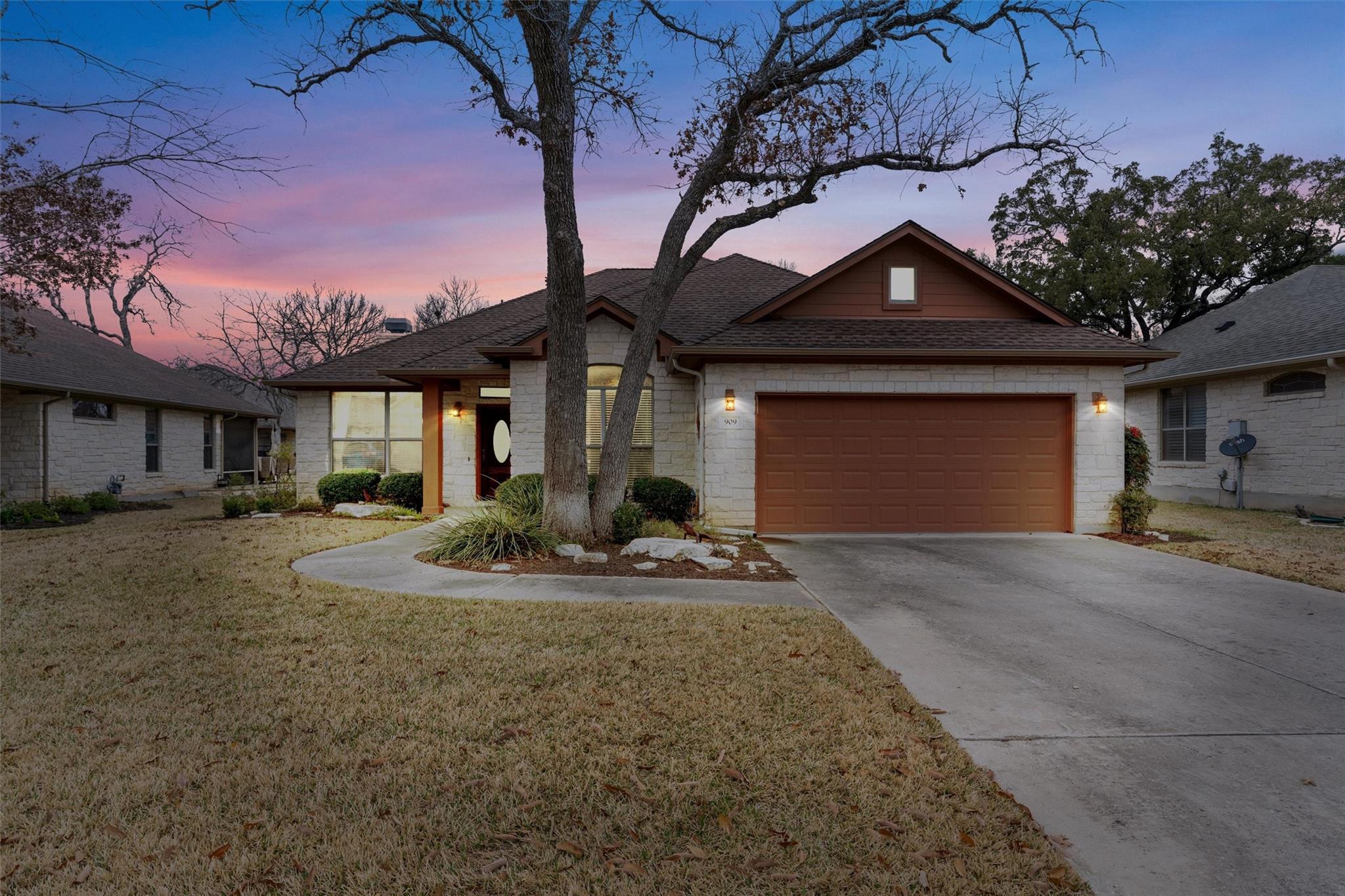 ABOR-7802380, 909 Big Thicket ST