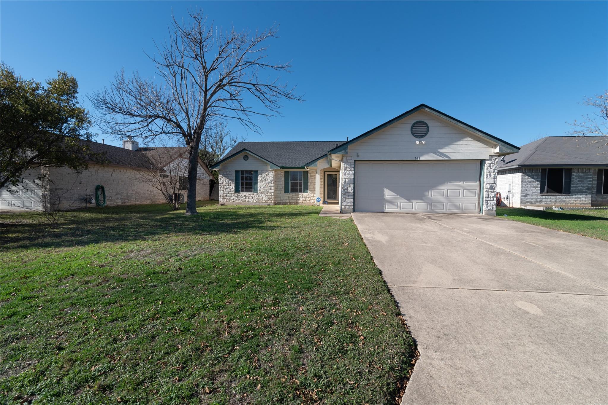 ABOR-5051550, 611 Clearcreek DR