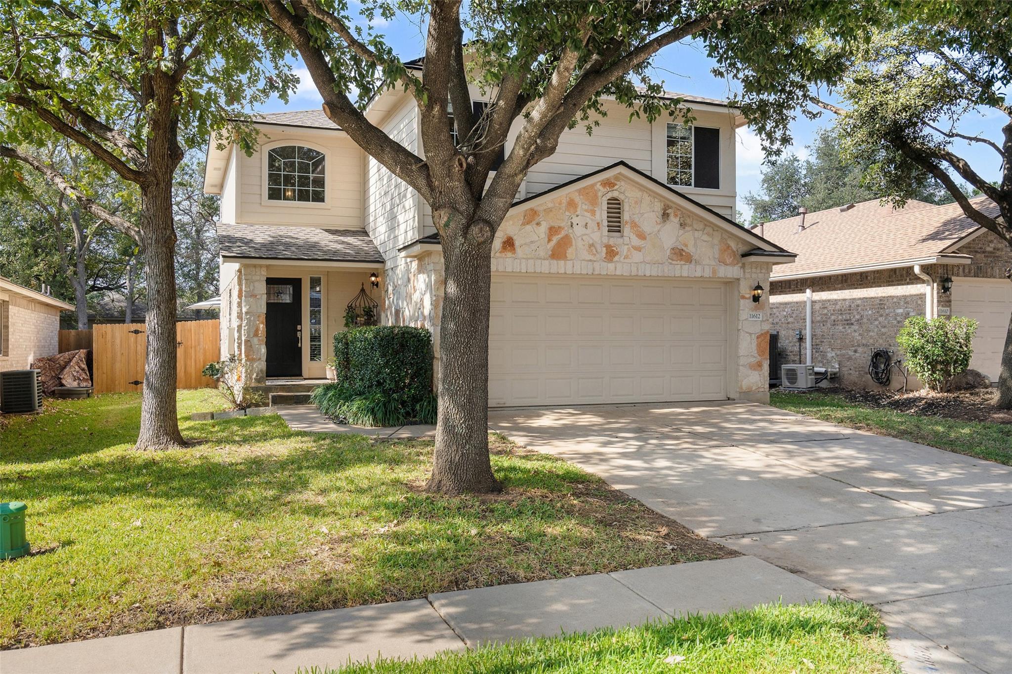 ABOR-4987983, 11612 Bruce Jenner LN