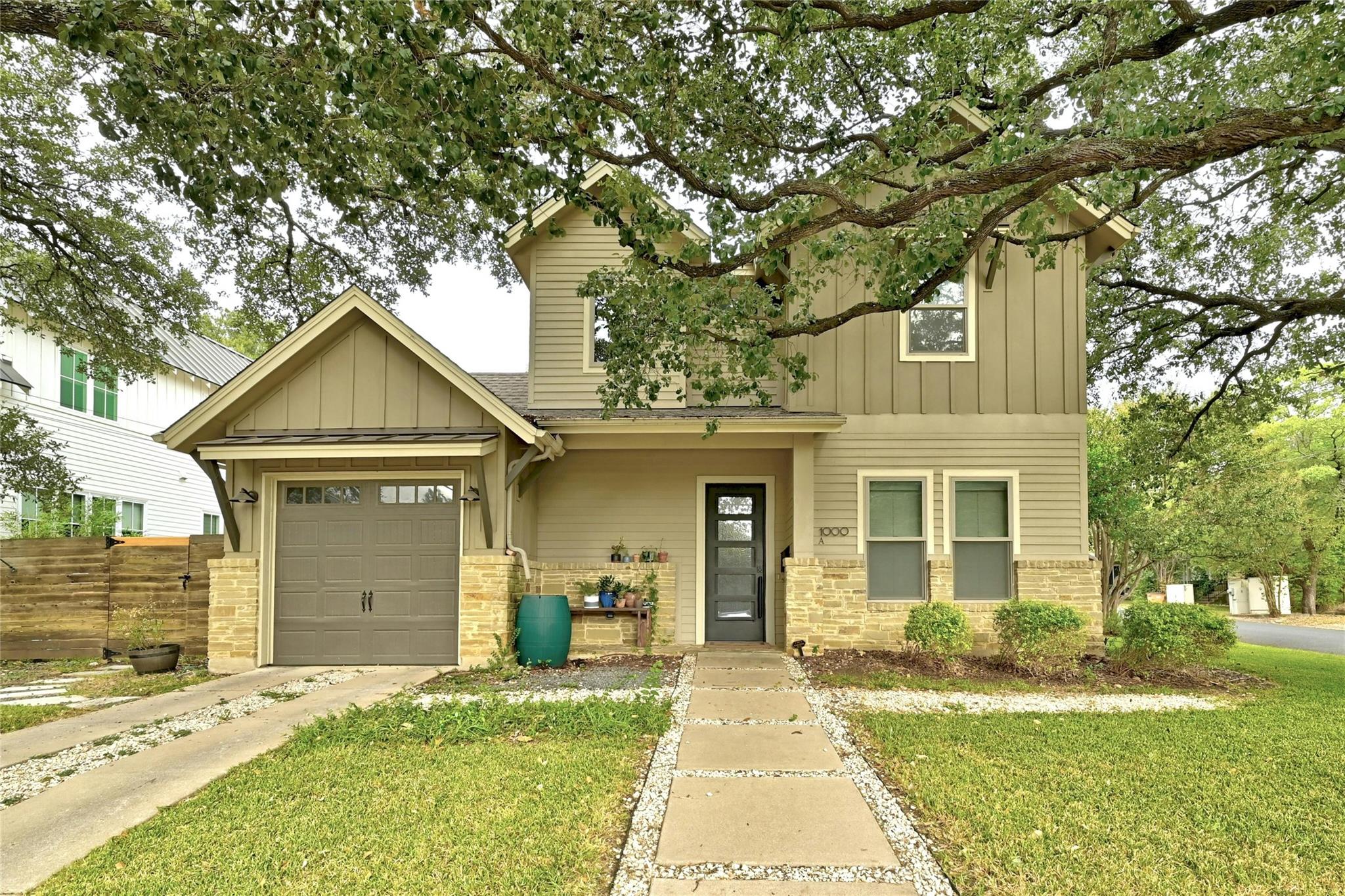 ABOR-8230459, 1000 Kinney Ave # A