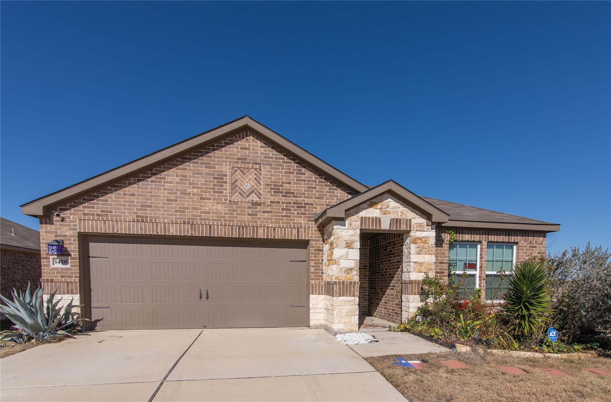ABOR-3931058, 1458 Violet LN